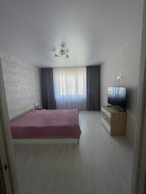 2-к. квартира, 66 м2, 12/18 эт.