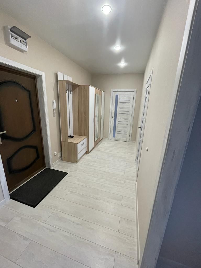 2-к. квартира, 66 м2, 12/18 эт.