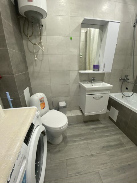 1-к. квартира, 40 м2, 11/16 эт.