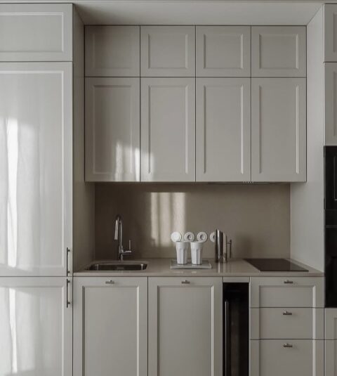 3-к. квартира, 108 м2, 18/25 эт.