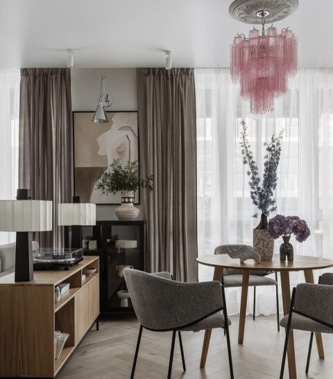 3-к. квартира, 108 м2, 18/25 эт.