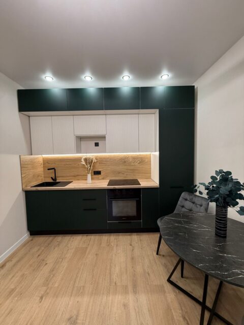 2-к. квартира, 65 м2, 12/16 эт.