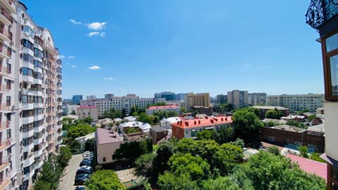 3-к. квартира, 108 м2, 8/14 эт.