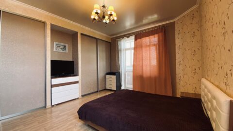 3-к. квартира, 108 м2, 8/14 эт.