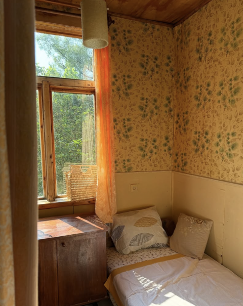 2-к. квартира, 56 м2, 1/5 эт.