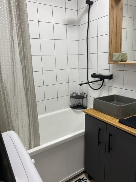 1-к. квартира, 40 м2, 2/16 эт.