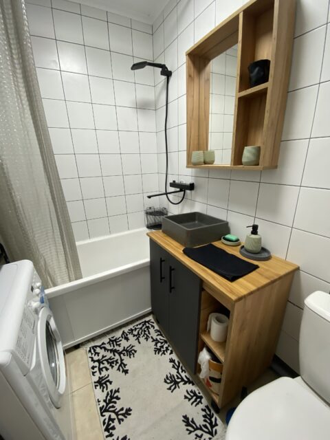 1-к. квартира, 40 м2, 2/16 эт.