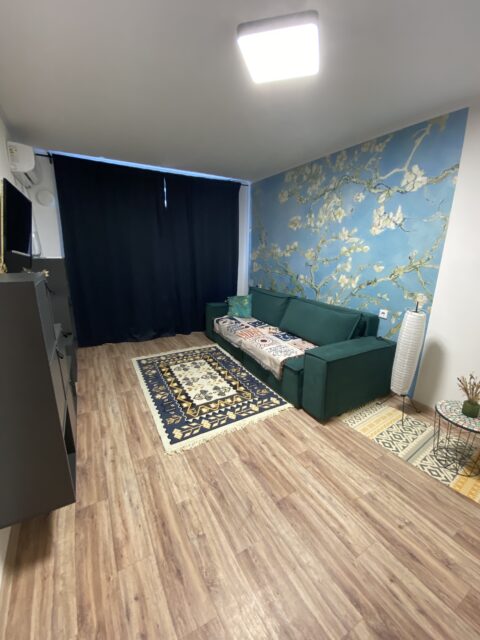 1-к. квартира, 40 м2, 2/16 эт.