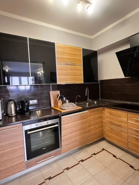 3-к. квартира, 80 м2, 14/17 эт.
