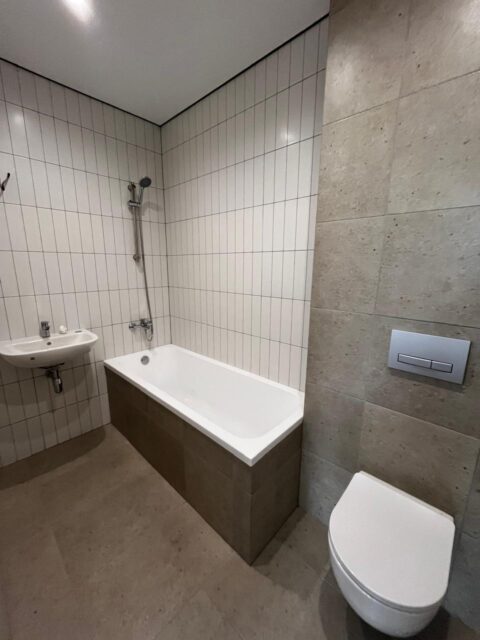 2-к. квартира, 92 м2, 3/9 эт. ЖК Парк Победы.
