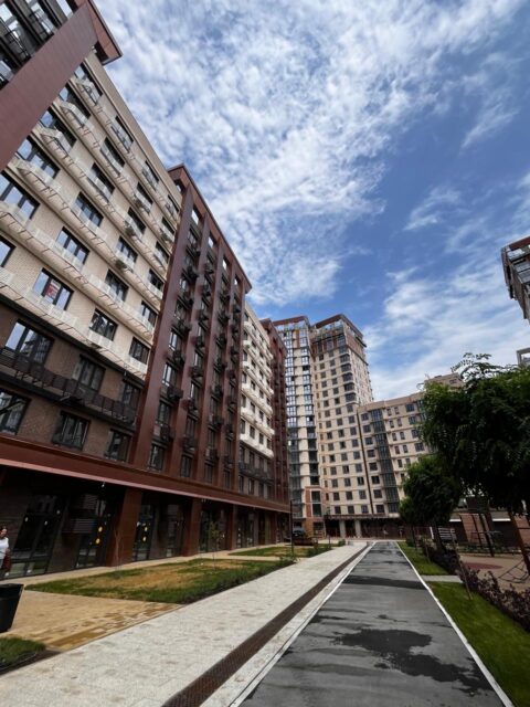 2-к. квартира, 92 м2, 3/9 эт. ЖК Парк Победы.