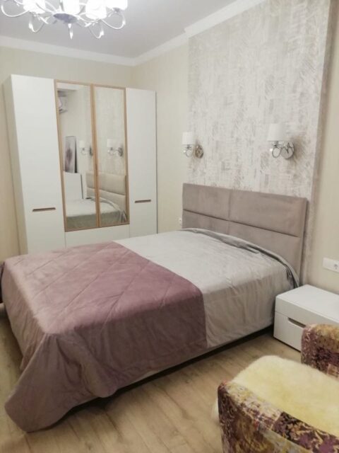 2-к. квартира, 70 м2, 5/15 эт.
