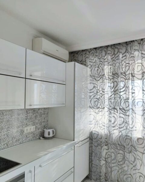 2-к. квартира, 70 м2, 9/13 эт.