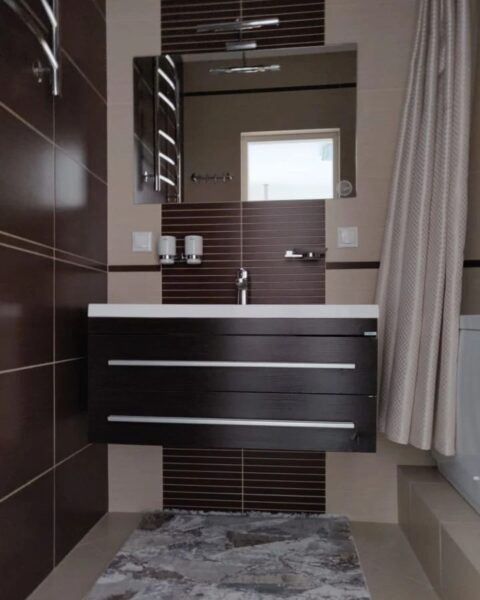 2-к. квартира, 70 м2, 9/13 эт.