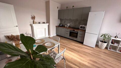 2-к. квартира, 67 м2, 15/16 эт.