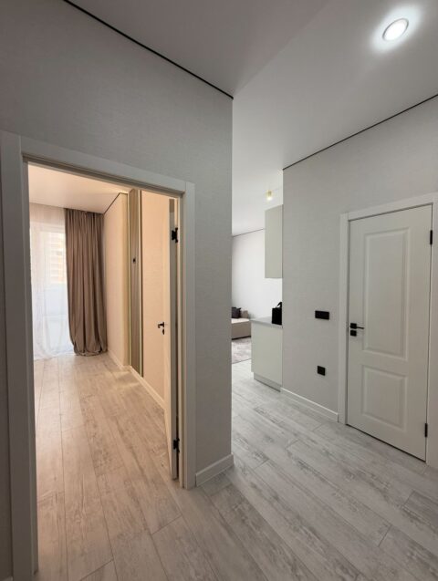 1-к. квартира, 40 м2, 4/21 эт.