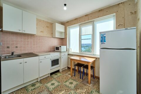 2 комнатная квартира, 48 м2, 5/5 эт.
