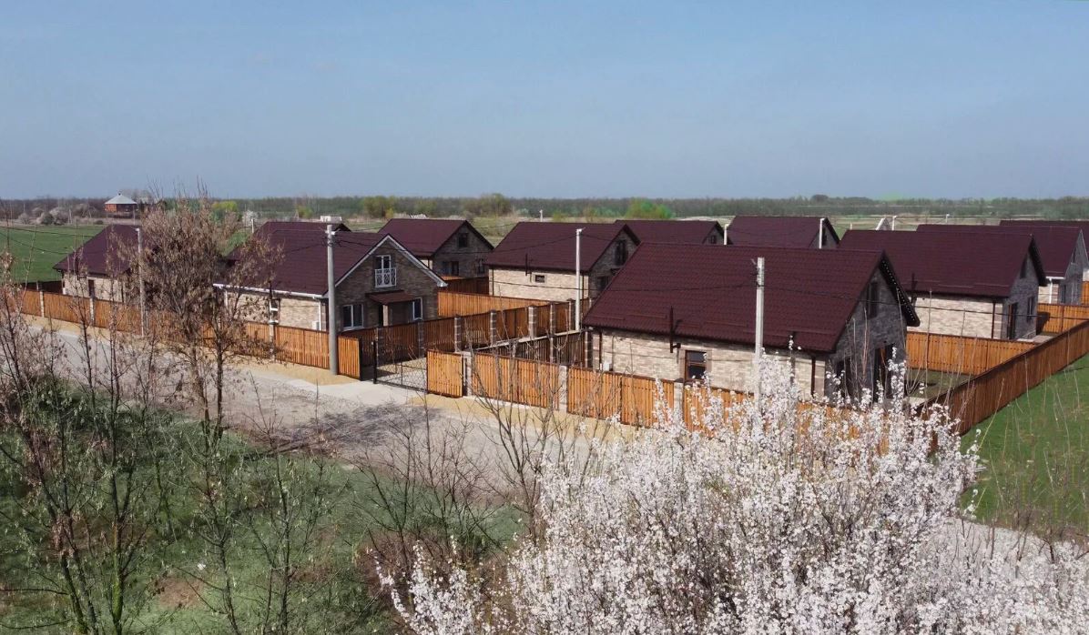 Дом, 140 м2. Дизайнерский ремонт. КП Инноваторы клуб.