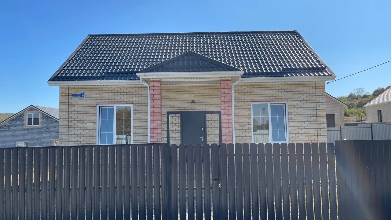 Дом, 145 м2. КП Северская.