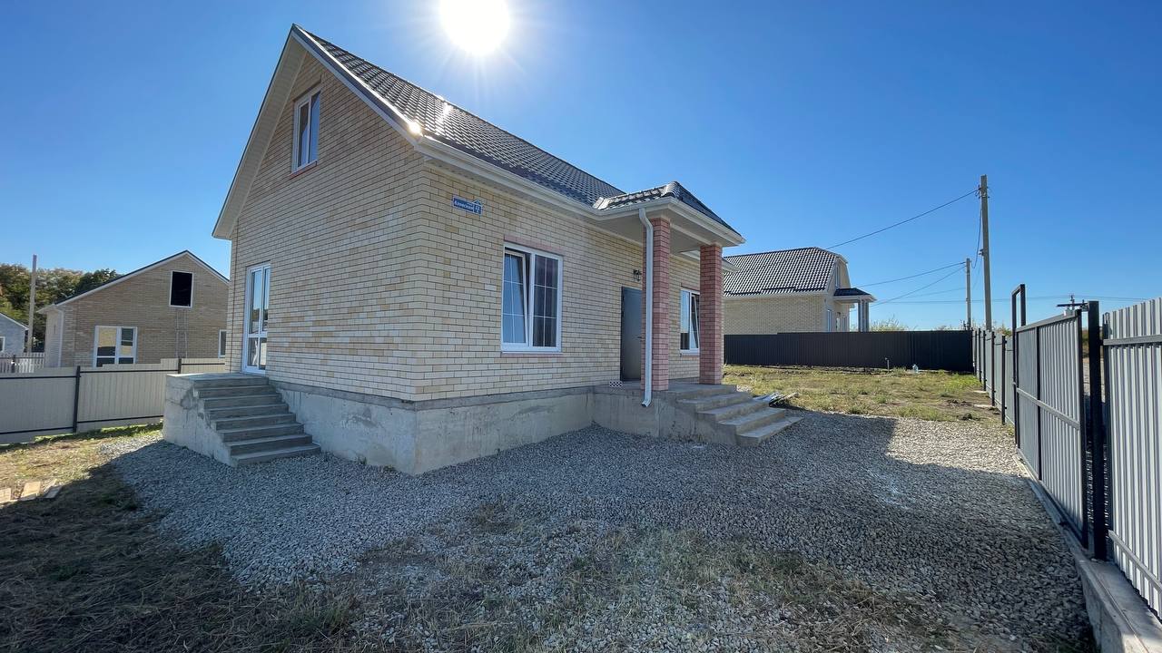 Дом, 145 м2. КП Северская.