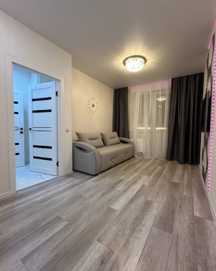 foto-1-komnatnaya-kvartira-37-m2-8-16-et-zhk-samolet