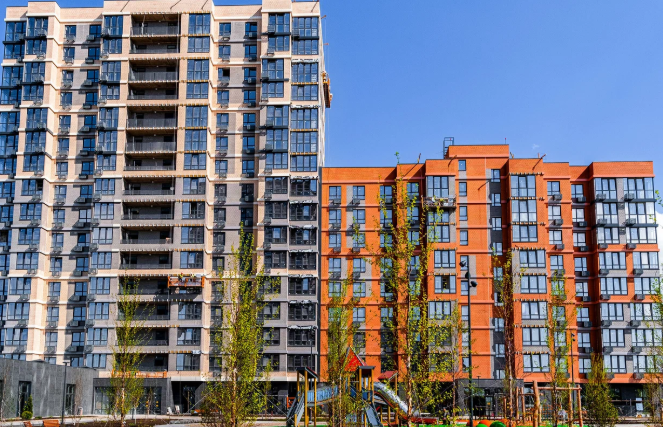 foto-2-komnatnaya-kvartira-49-m2-10-18-et-zhk-teplye-kraya