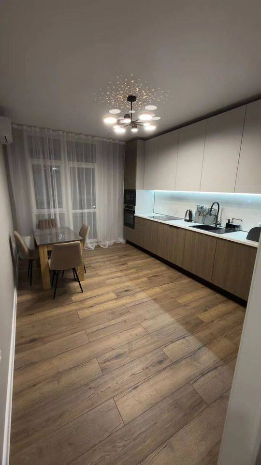 2 комнатная квартира, 60 м2, 5/18 эт.