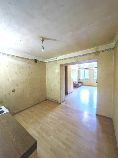 3 комнатная квартира, 90 м2, 2/14 эт.
